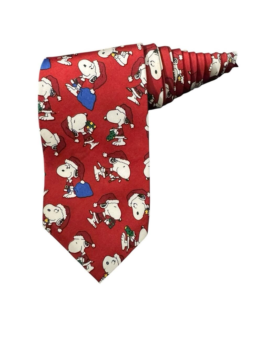 Peanuts Dear Santa Snoopy Christmas Cartoon Vintage Novelty Necktie 100% Silk